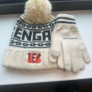 NFL Bengals Cream and Black Knit Hat and Gloves Set